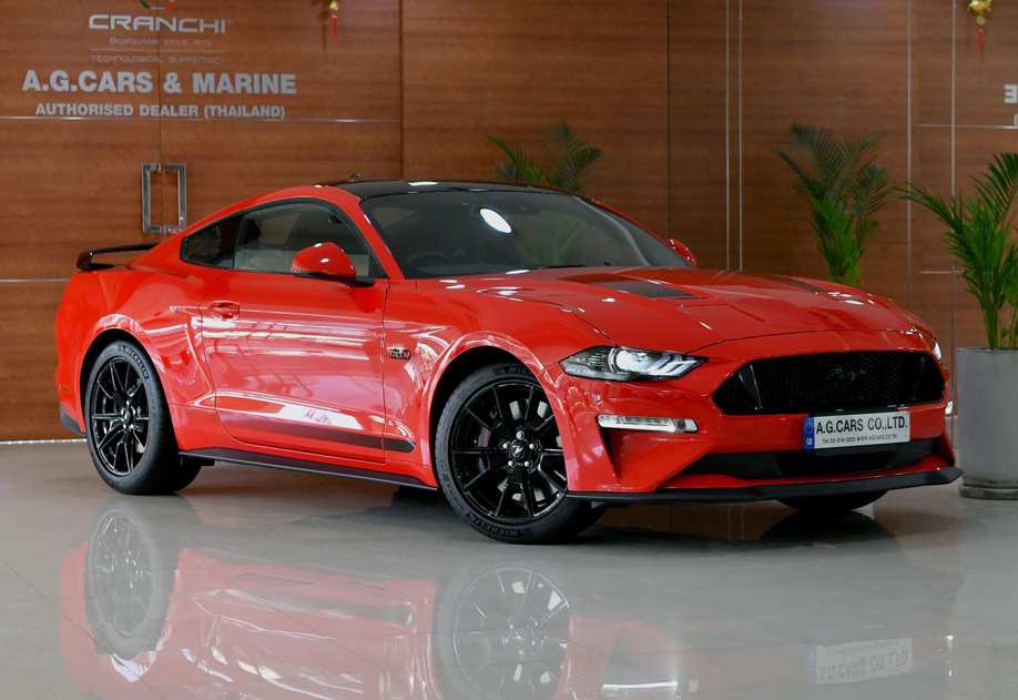 Ford Mustang 5.0GT Black Shadow Pack